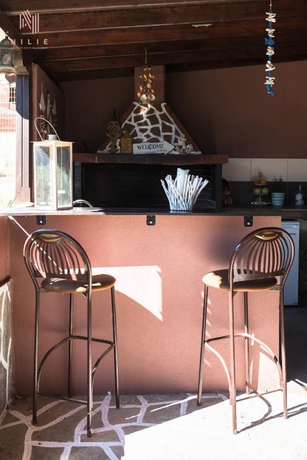 Roadhouse, Nilie Hospitality Mgmt Villa Flogita Exterior photo