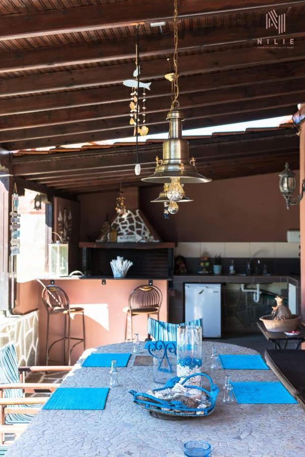 Roadhouse, Nilie Hospitality Mgmt Villa Flogita Exterior photo