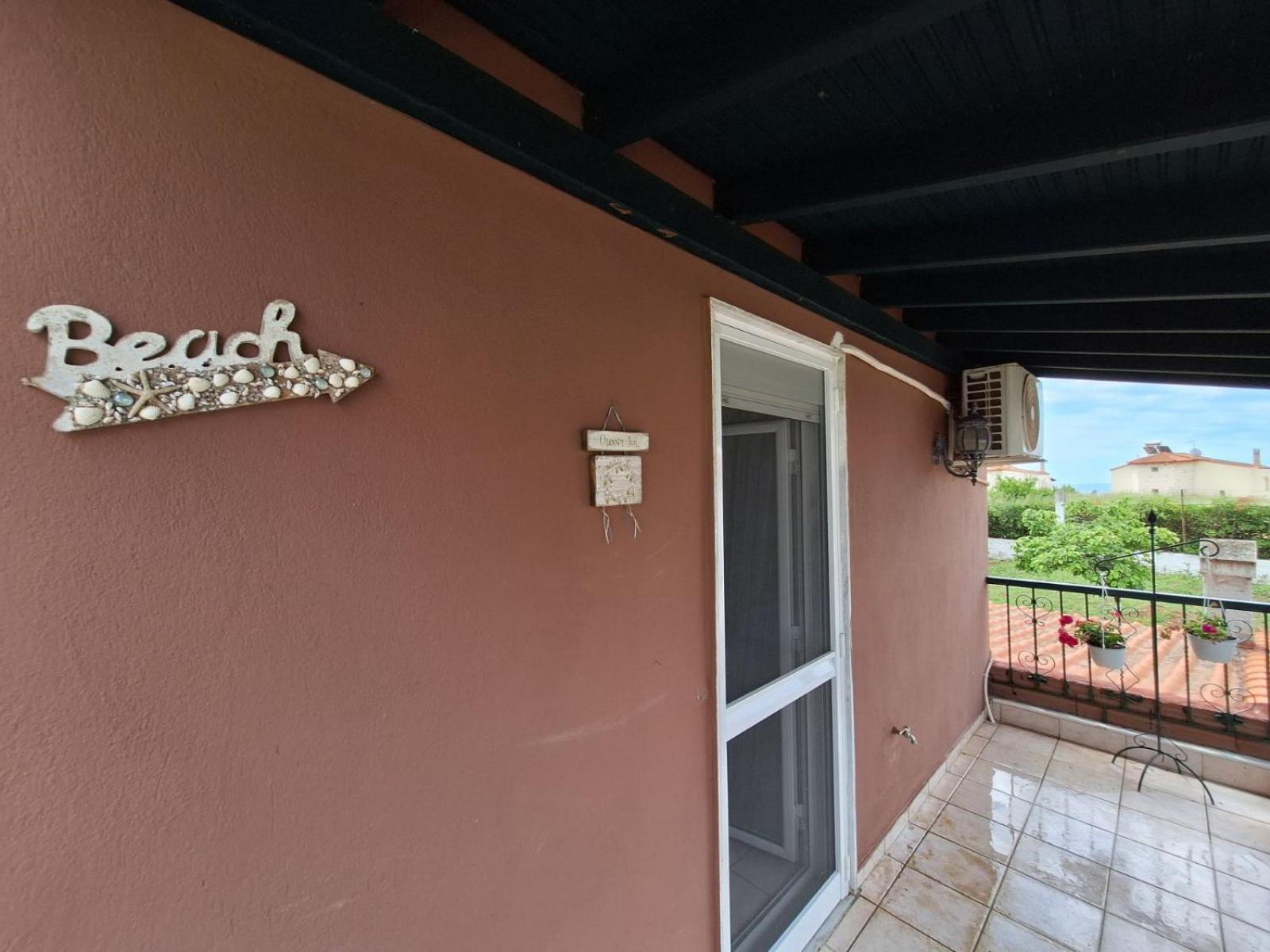 Roadhouse, Nilie Hospitality Mgmt Villa Flogita Exterior photo